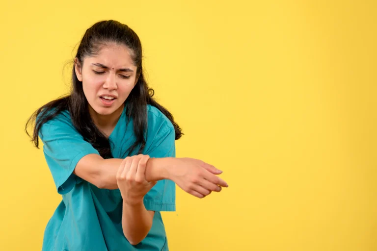 Juvenile Arthritis: Symptoms, Causes & Treatment