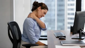Trapezius Muscle Pain Causes, Symptoms Relief Tips